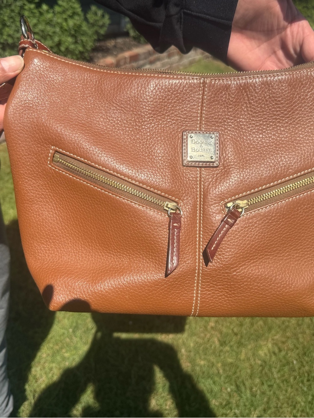 Dooney & Bourke - Picture 6 of 10